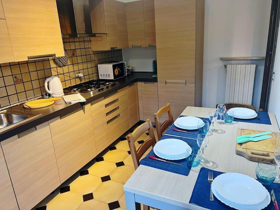 Business And Family House Con 3 Camere Da Letto بيرغامو المظهر الخارجي الصورة