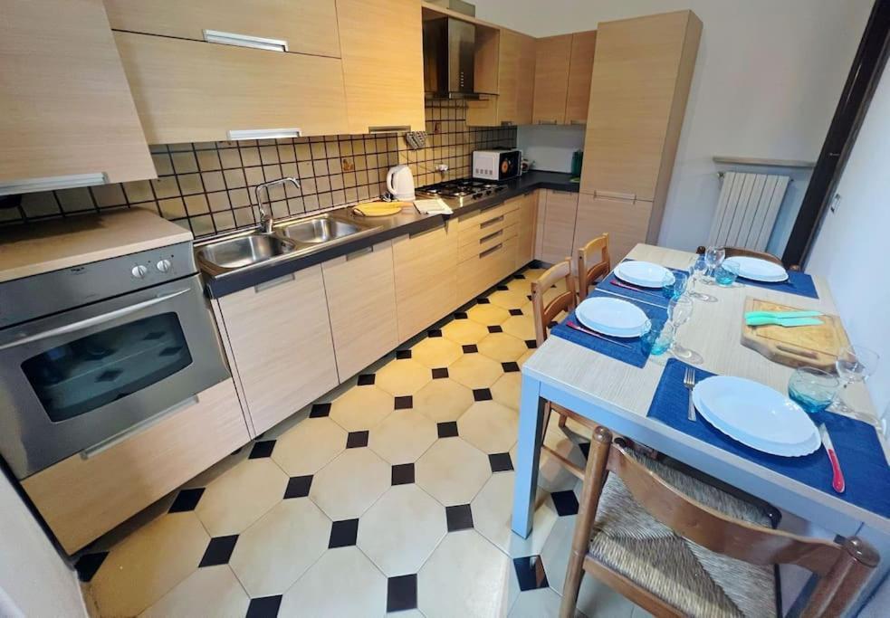 Business And Family House Con 3 Camere Da Letto بيرغامو المظهر الخارجي الصورة